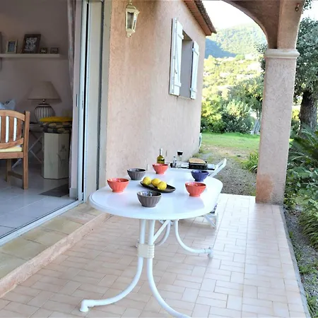 Belle Familiale Pour 6 Pers, Vue A - Fr-1-226b-95 * كافالير سور مير